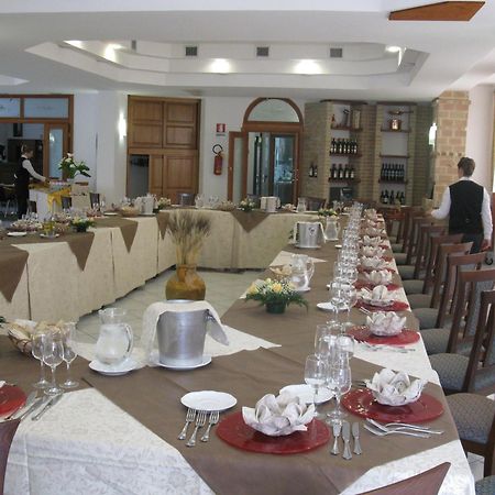 Hotel Ristorante Antica Marina Nicotera Exterior foto