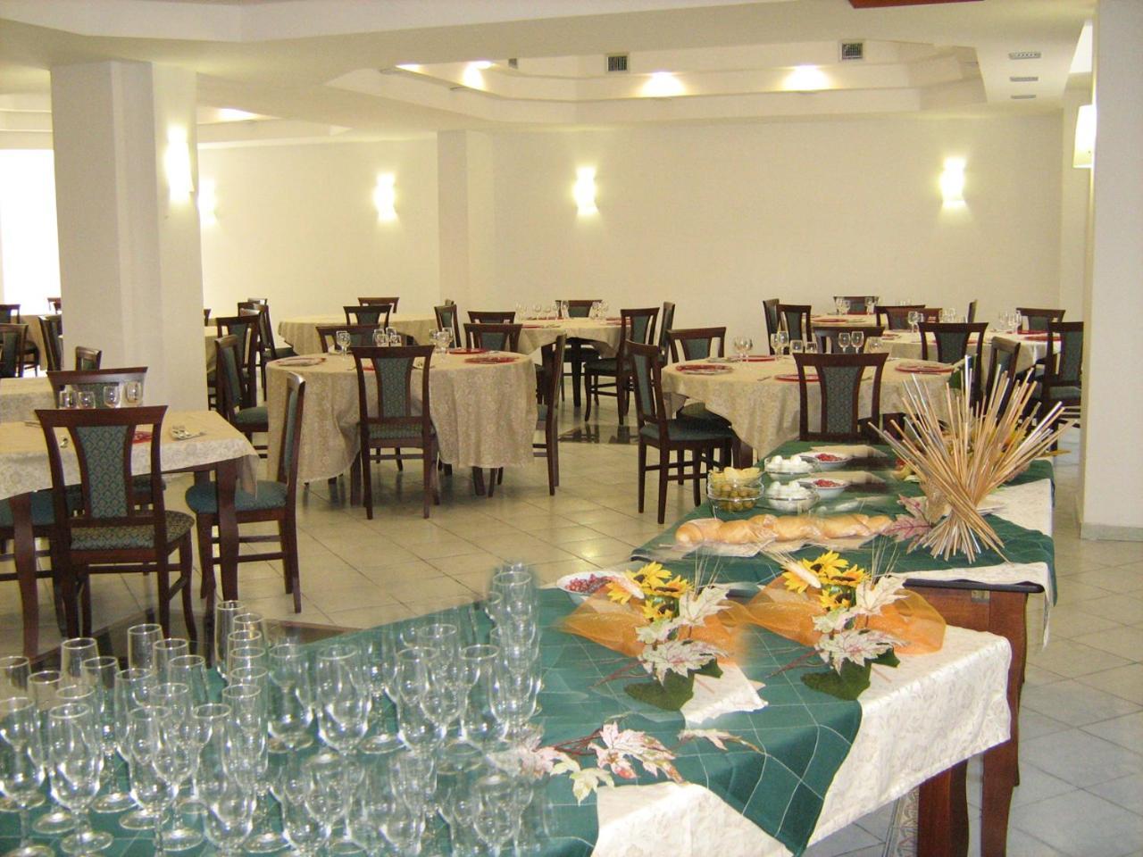 Hotel Ristorante Antica Marina Nicotera Exterior foto