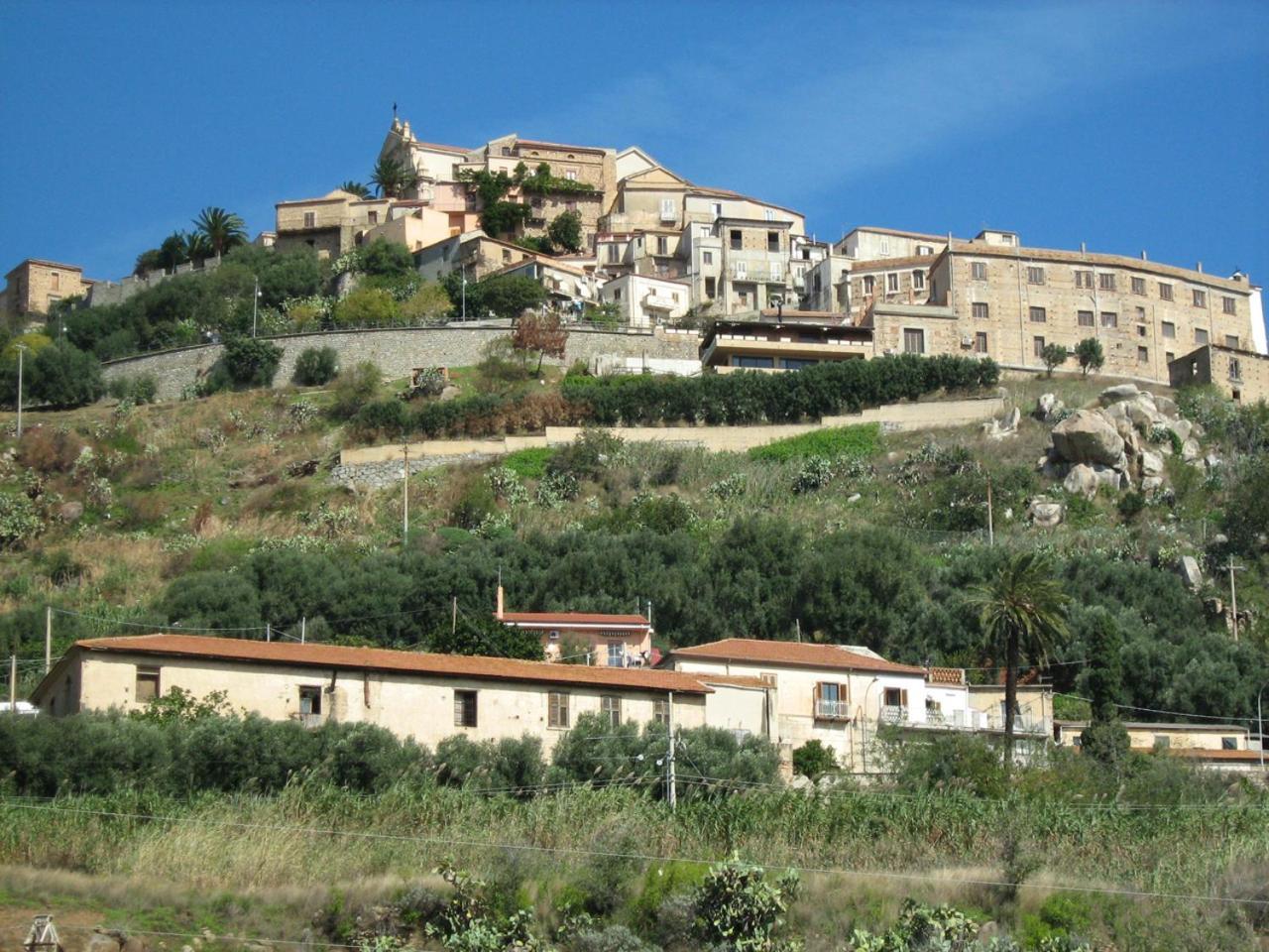 Hotel Ristorante Antica Marina Nicotera Exterior foto